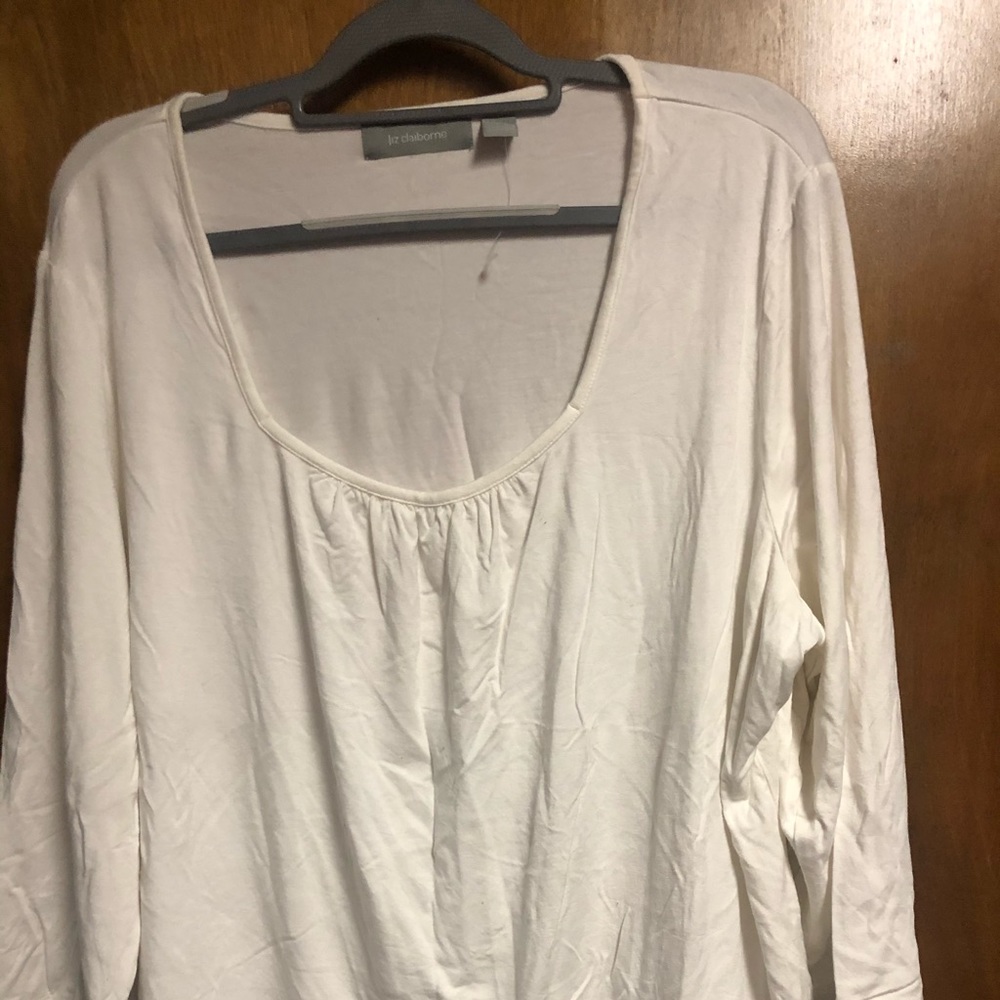 Off-white Liz Claiborne tee